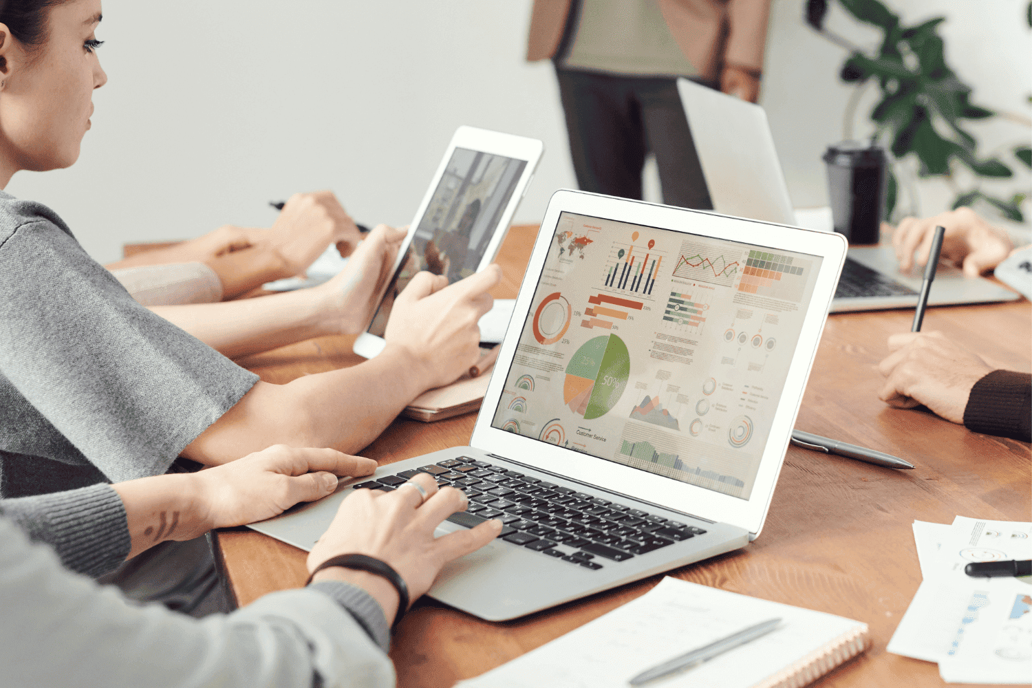 Soluciones a medida: Interactividad avanzada en visualización de datos